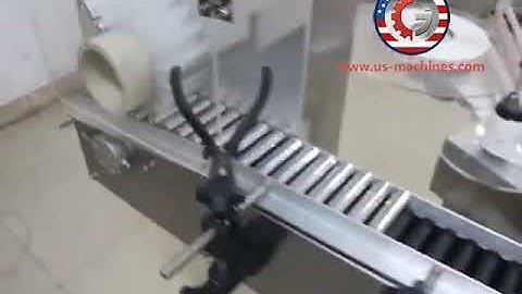 Automatic lipstick lip balm horizontal high accuracy labeling machine labeler line for lipstick