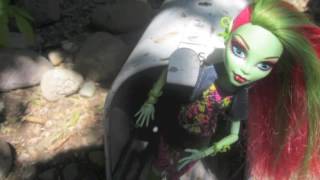 Venus McFlytrap Phototshoot
