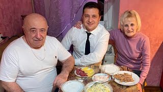 Живут, как самые обычные люди! Зеленский показал дом своих родителей