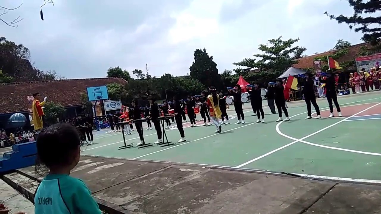 Marching Band Genta Aura Wirata 