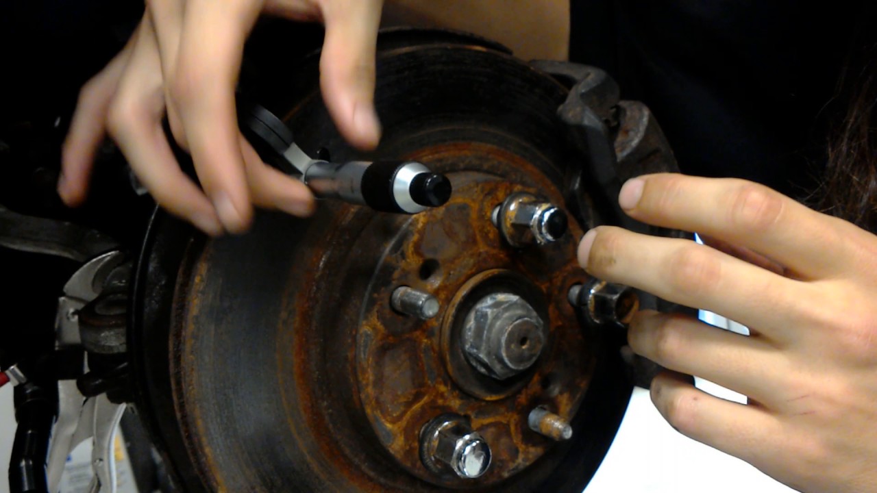 checking Brake rotor diameter and run out. - YouTube