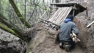 SHELTER CONSTRUCTION | Alone in the Wild, Far from Civilization | Survival, Unexpected Visitor.