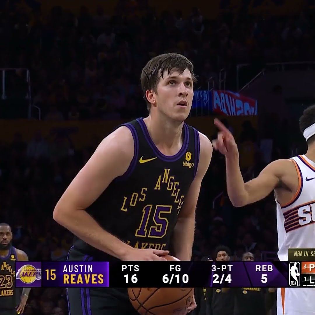 Austin Reaves Gets IST MVP Chants vs Suns ?? #shorts #nba #lakers #inseasontournament