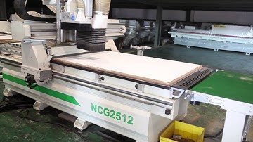 NewCNC.com Auto Load and Unload CNC Router