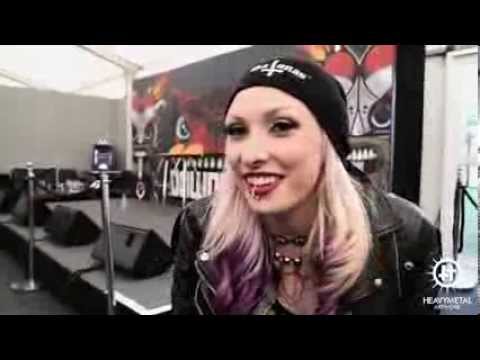 Sexy & gorgeous Hayley Leggs at the Download Festival 2013 - Heavy Music Artwork