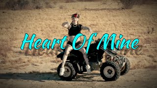 Lady xo - Heart Of Mine (Lyrics Video) Resimi