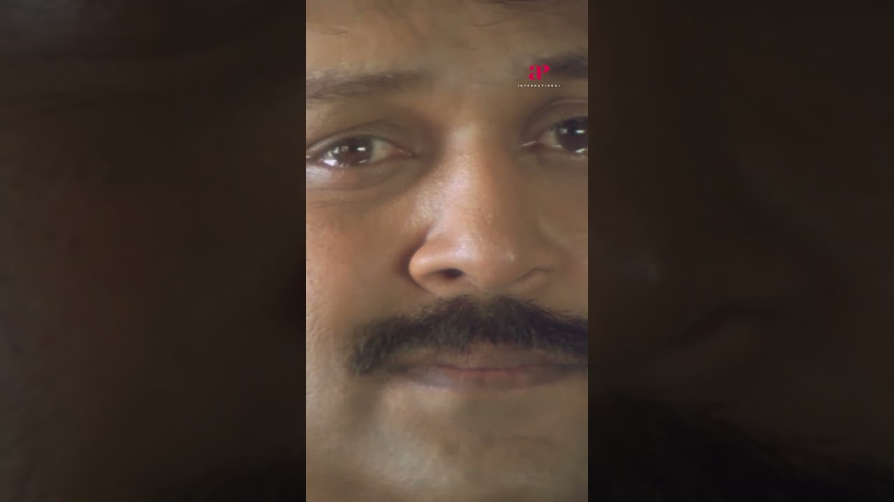 Watch full video 👆 Ivarukku orae thalai lae pathu moolai ! 