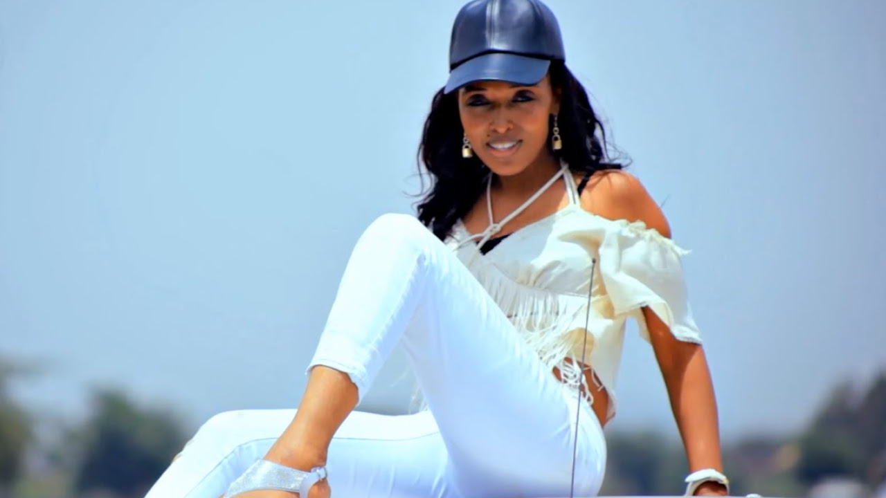 Saliha Sami   Tabadhuu Gammdi New Ethiopian Oromigna Music 2015 Official Video