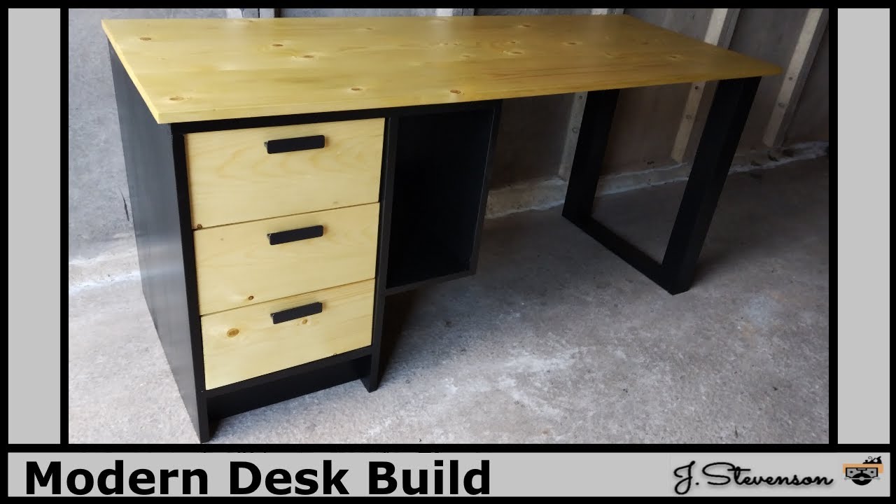 Making a Modern Desk!
