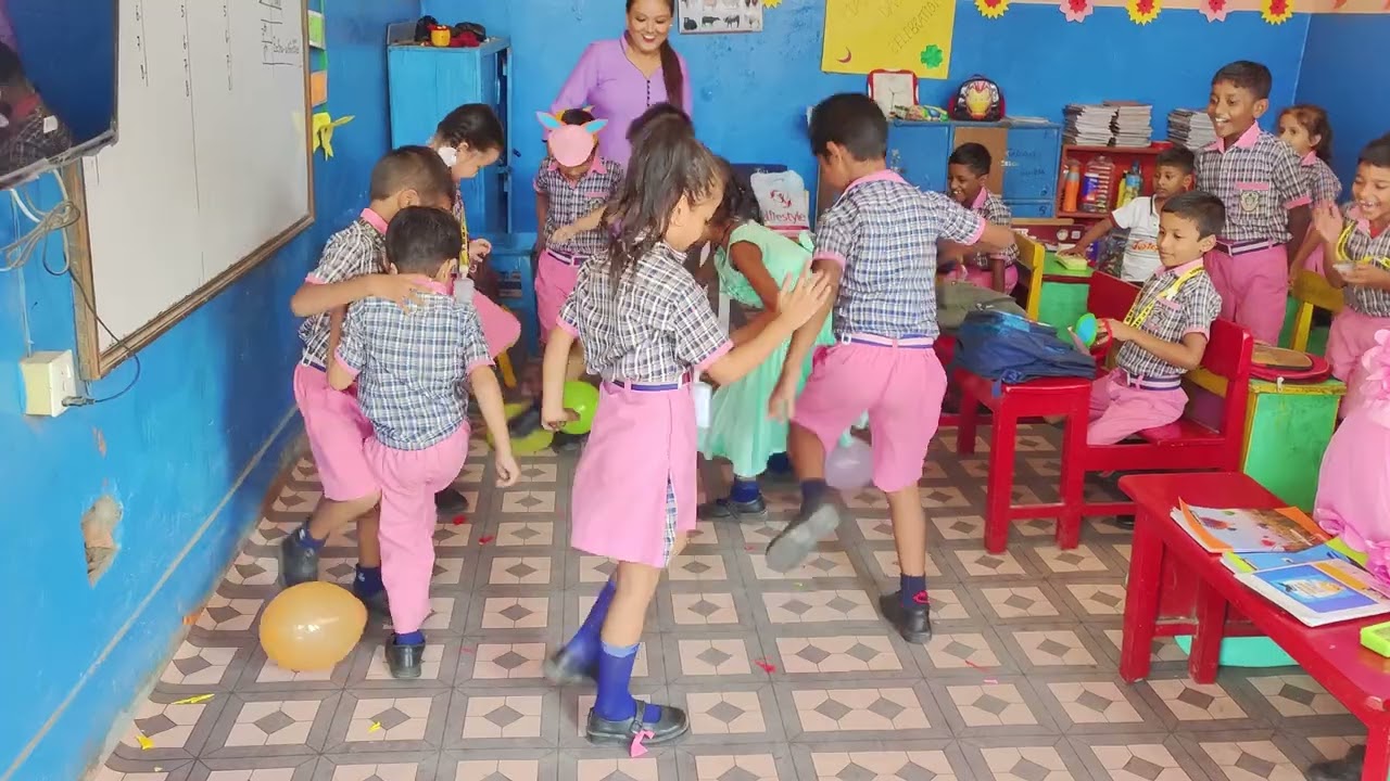 Ballon game played by ukg students 