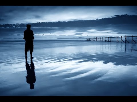 Homem caminhando sobre a água!! - YouTube