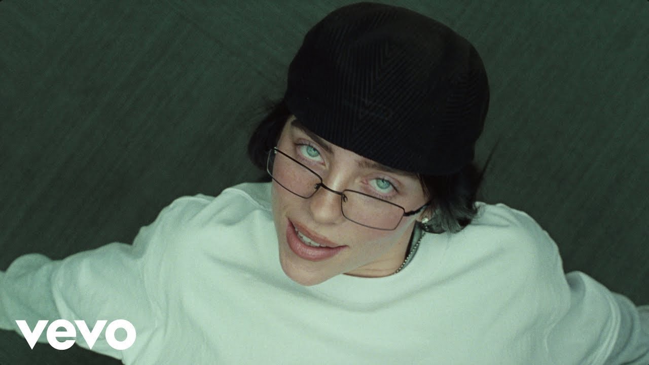 Billie Eilish - BIRDS OF A FEATHER (Official Music Video) Billie Eilish - BIRDS OF A FEATHER (Official Music Video)