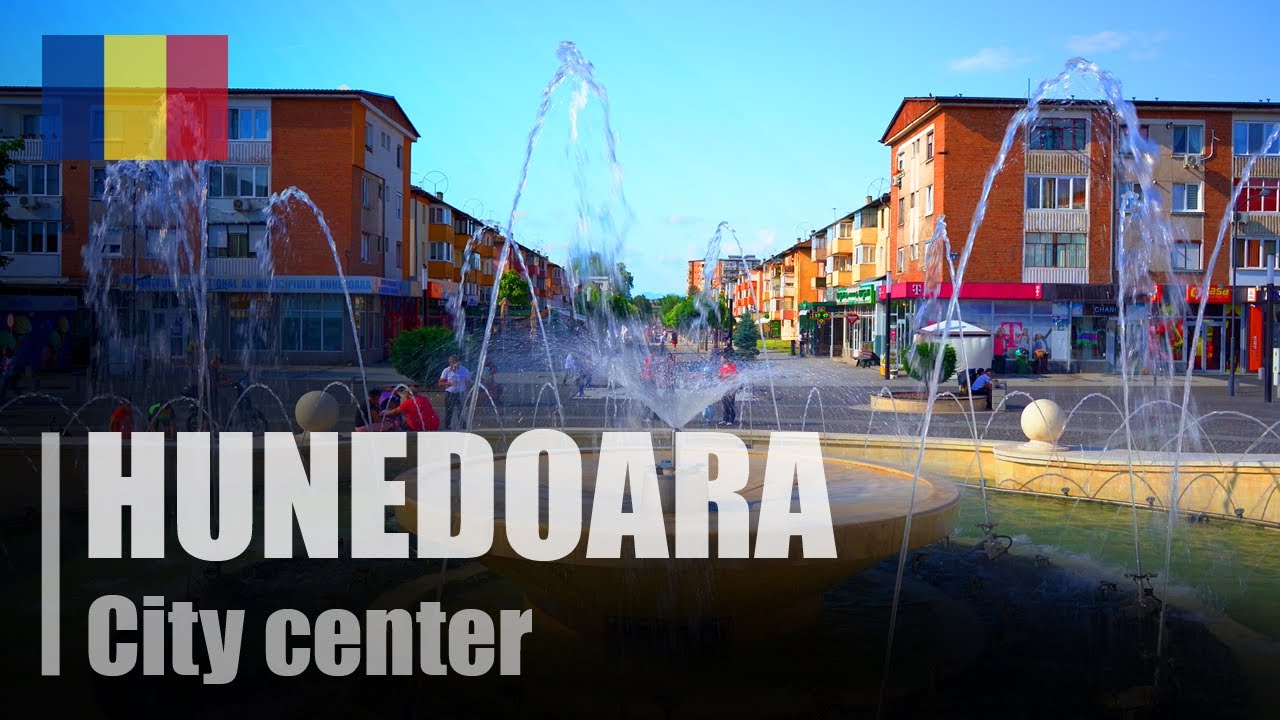 City center: Musical Fountain, City Hall, Corvin Pedestrian and pigeons | Hunedoara | Romania 🇷🇴