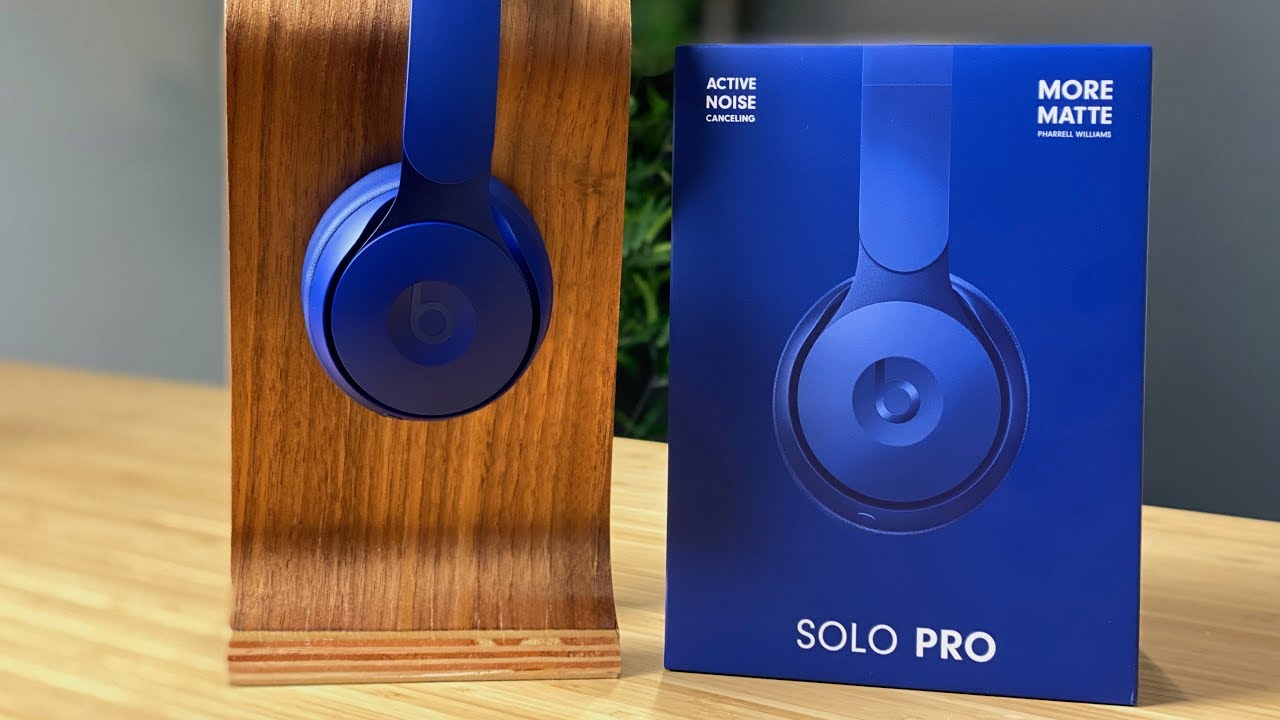beats solo pro blue