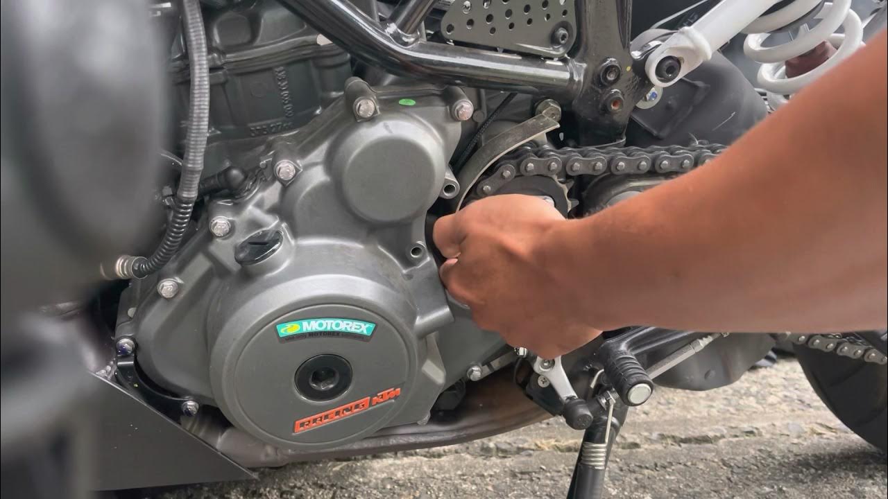 How to install the Powertronic quick shifter on a Ktm Duke 390 YouTube