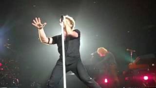Bon Jovi - Love's the only rule (live) - 11-02-2010