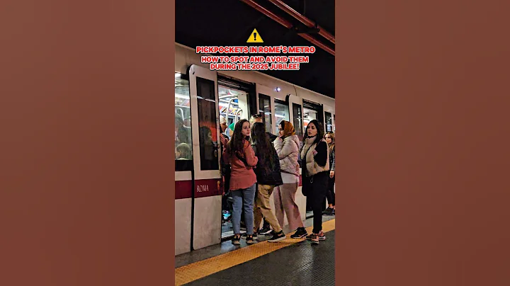 🔴 Pickpockets in Rome's Metro: How to spot and avoid them during Jubilee? #Viral #Pickpocket #Shorts