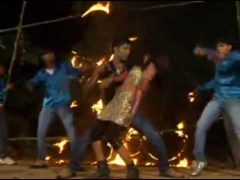 bhojpuri hits ringtone Bhojpuri New Sexy Hot Romantic Girl Dance Video Song Of 2012 Ek Chumma De De