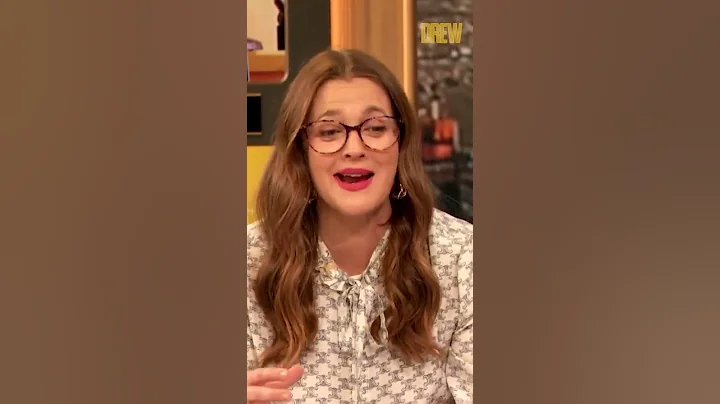 The moment Drew realizes she's looking at Ross Mat...