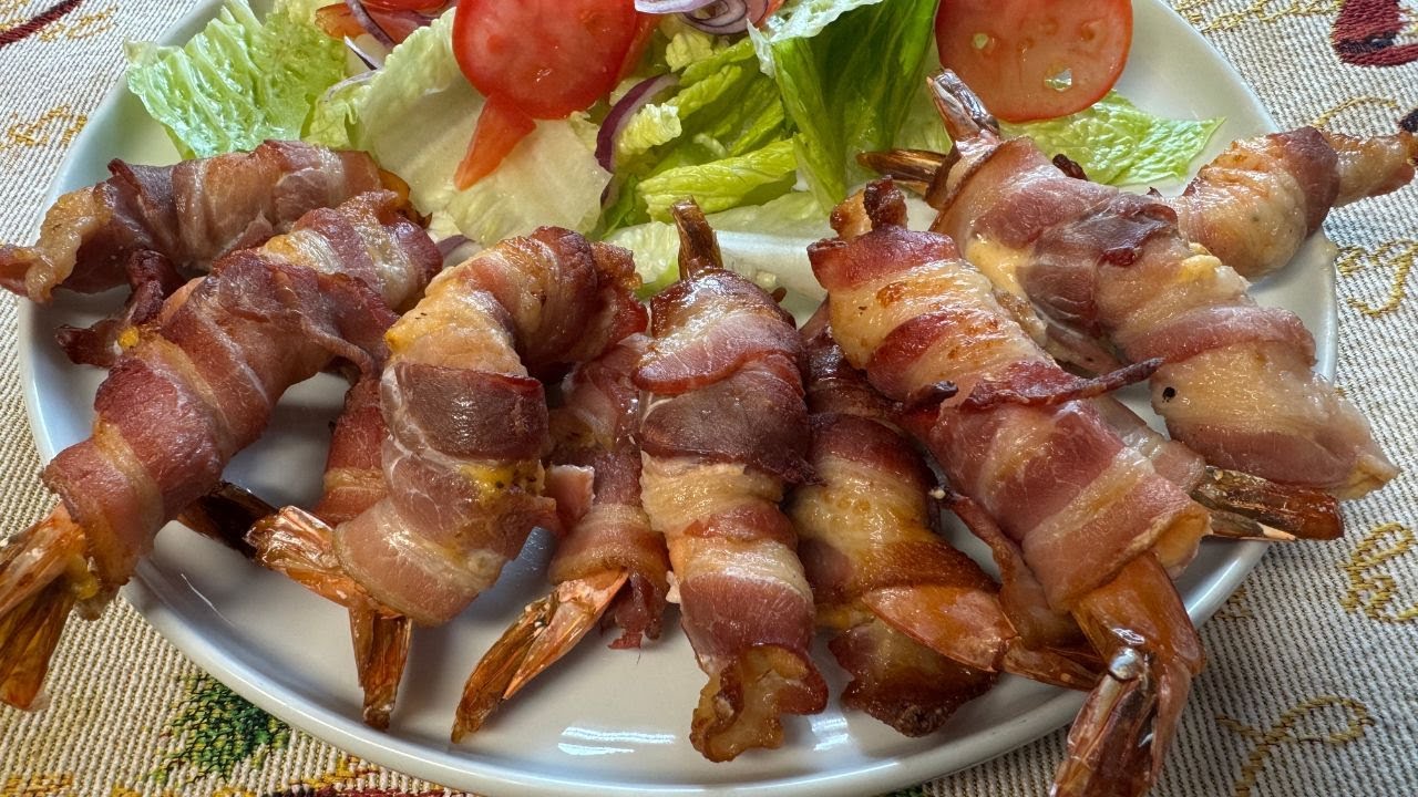 CAMARONES RELLENOS ENROLLADOS EN TOCINO