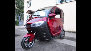 Three-wheeled electric car Elwinn X2