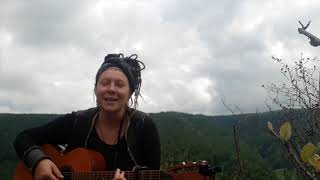 Video thumbnail of "Step by step - breath by breath - Rainbowsong"