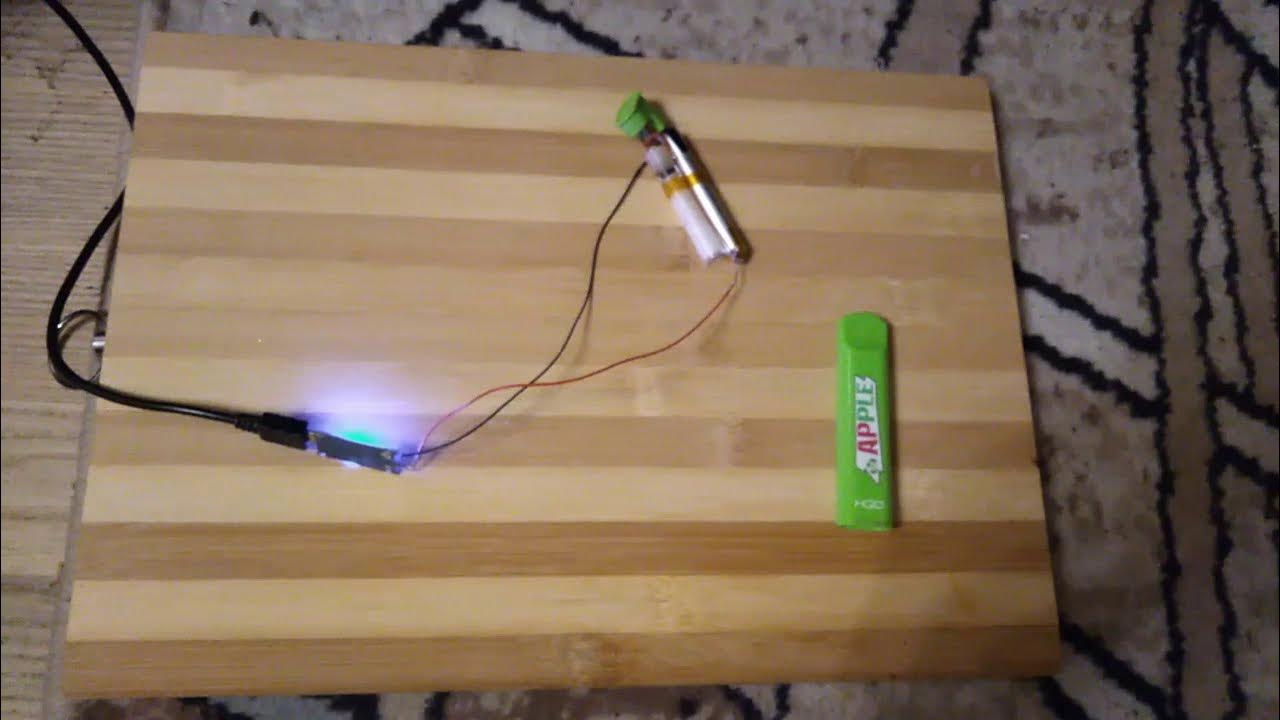 как зарядить под без зарядки. зарядить одноразовую электронную сигарету. зарядка телефона от батареек. лайфхак подключения проводов. одноразка с зарядкой плата.