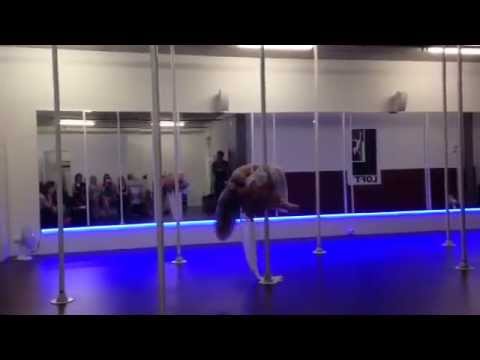 Pole Show by Laura Lou
