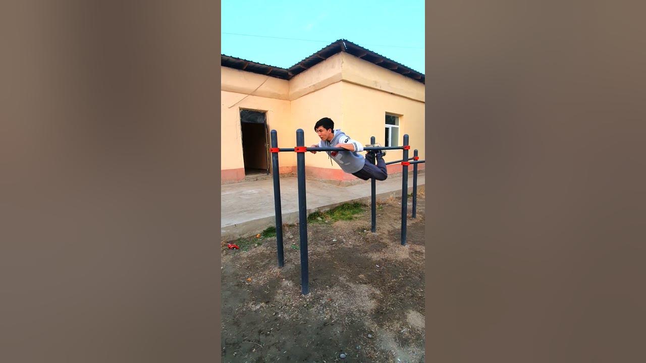 Легкие элементы на турнике