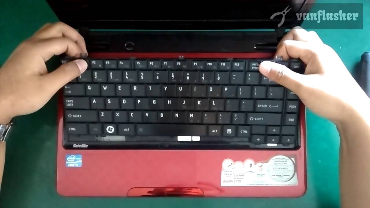 Toshiba Satellite L730 L735 Disassembly and Fan Cleaning