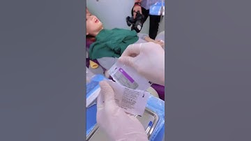 Cận cánh gắn niềng răng mắc cài trong suốt 3M Clarity | Nha Khoa Win Smile