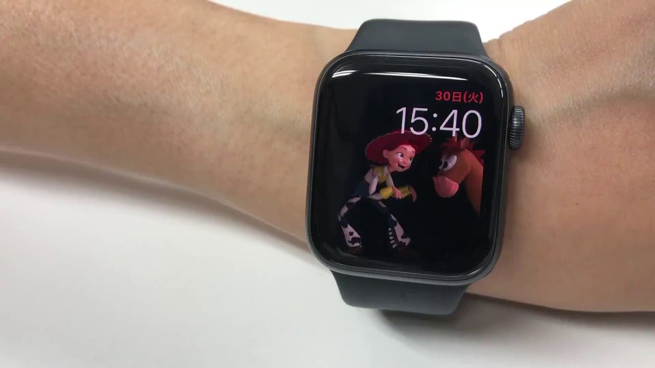Apple Watch トイ・ストーリーの文字盤のアニメーション - YouTube