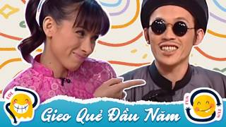 Cười sặc cơm! Màn phán quẻ "bất ổn" của thầy bói Hoài Linh dành cho Phi Nhung - Gieo Quẻ Đầu Năm
