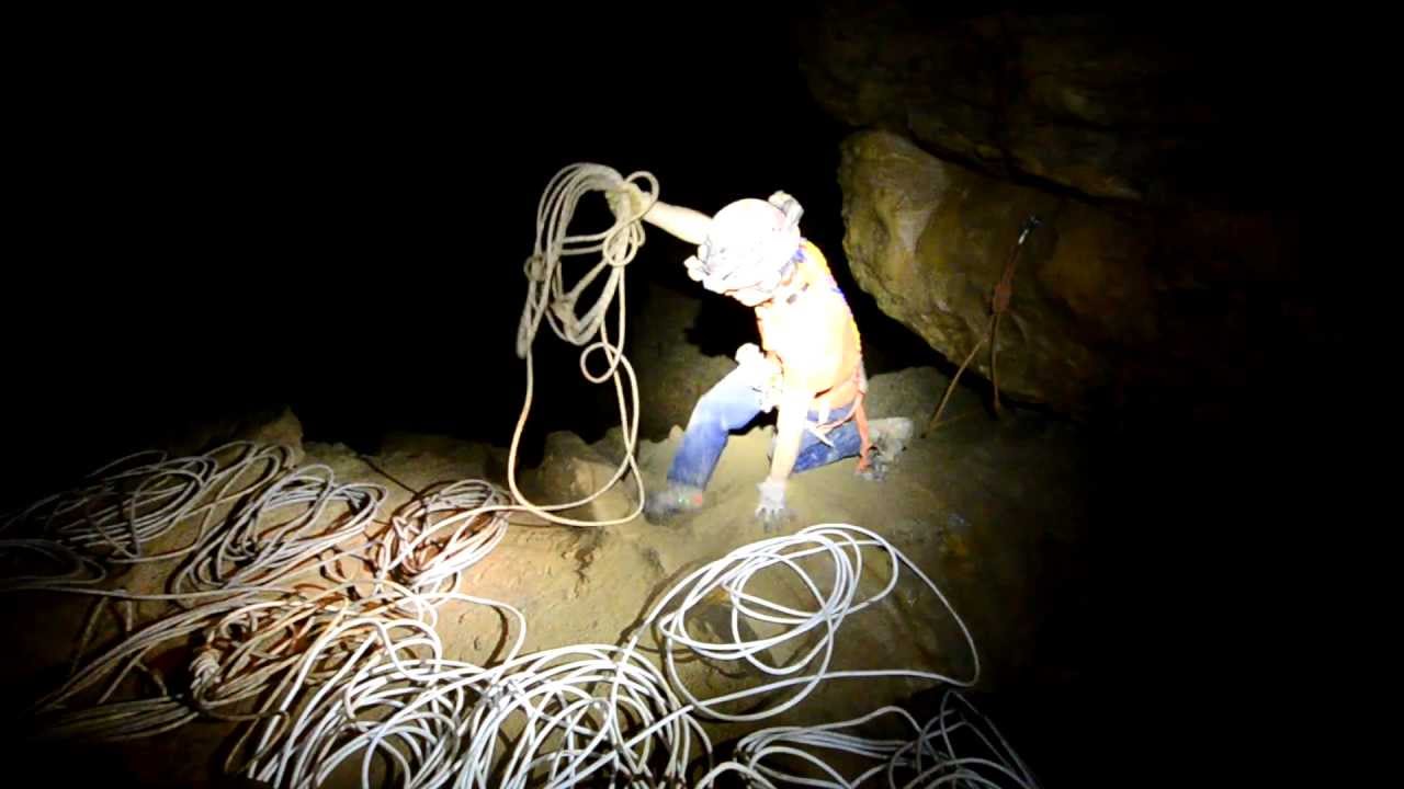 Rigging Ellison's Cave - Fantastic Pit - YouTube