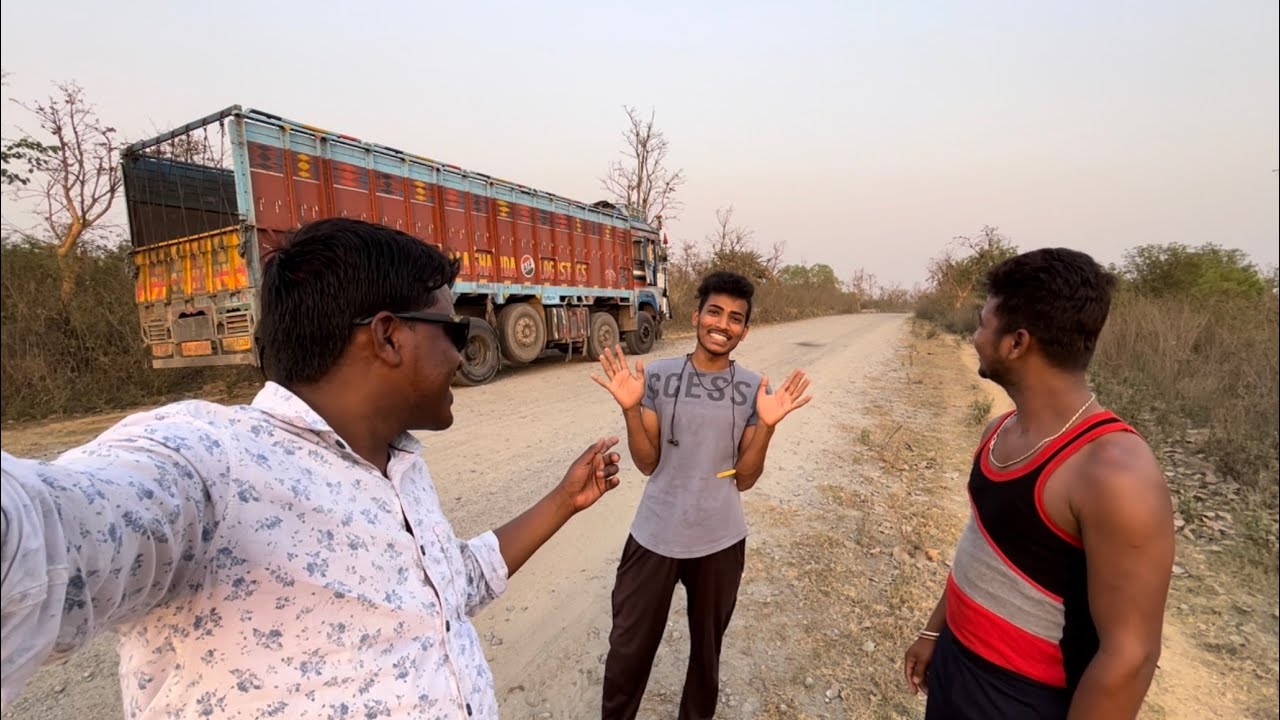 Pappu ji 🧑‍🚀 Can Drive 14 Wheeler Truck 🎈