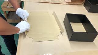 組箱の組方、折り方、箱の組み立て方、きれいに箱を組む方法、パッケージ屋が箱を組む。印刷会社が箱を組む。