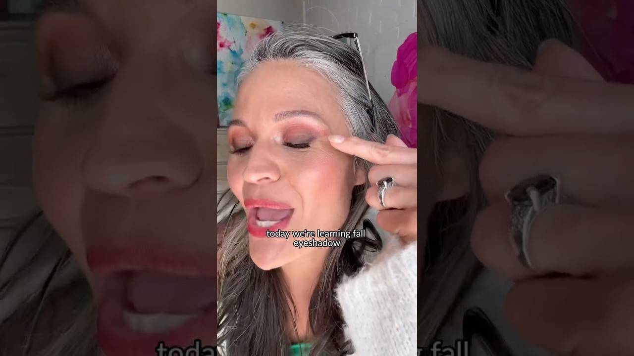 Очень простой урок по нанесению теней для век на осенние веки