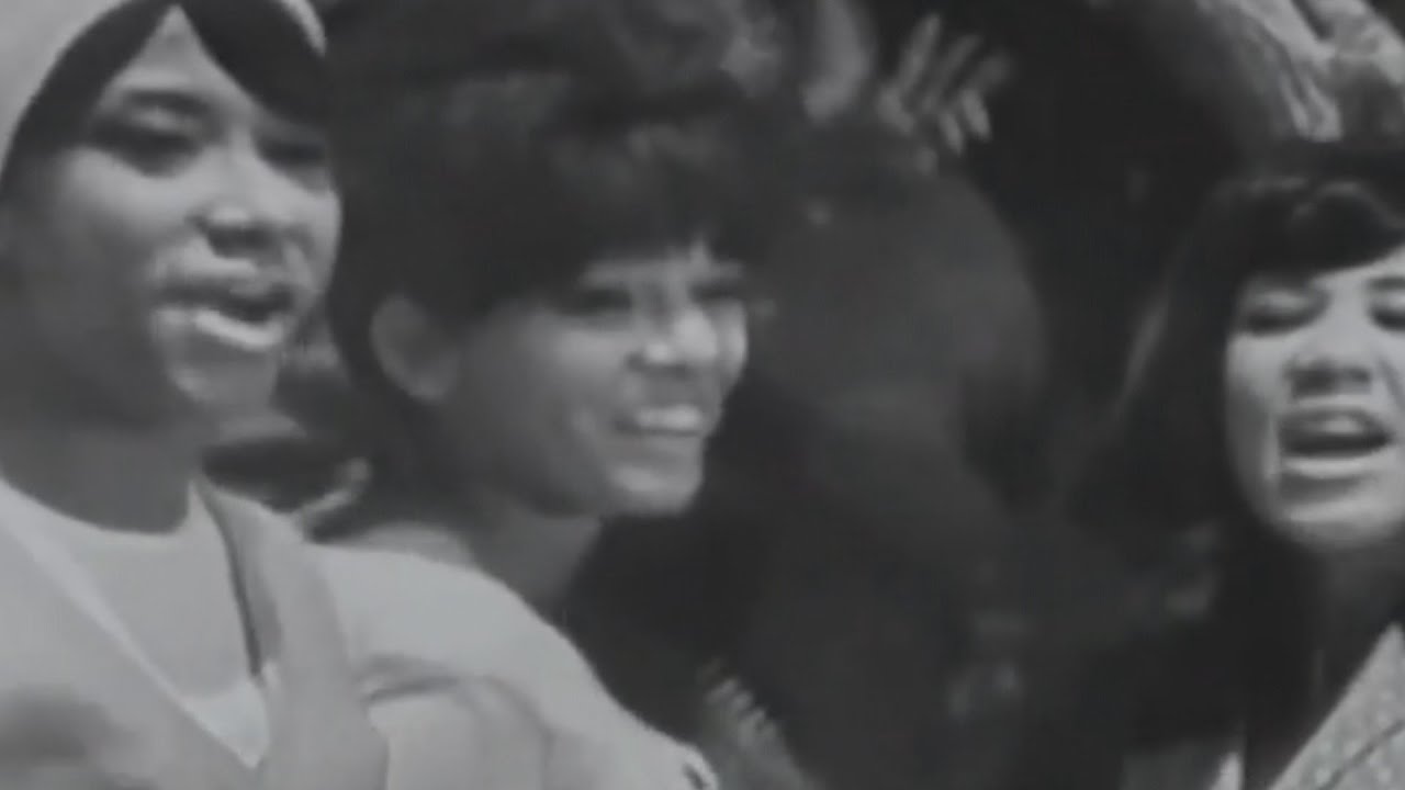 The Crystals - He's A Rebel (1962) - YouTube