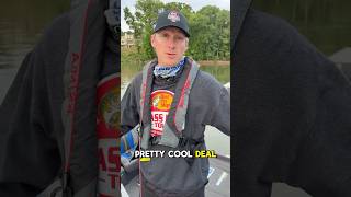 Watch Dustin Connell fishing today live at Heavy Hitters #bassfishing #smithmountainlake #live