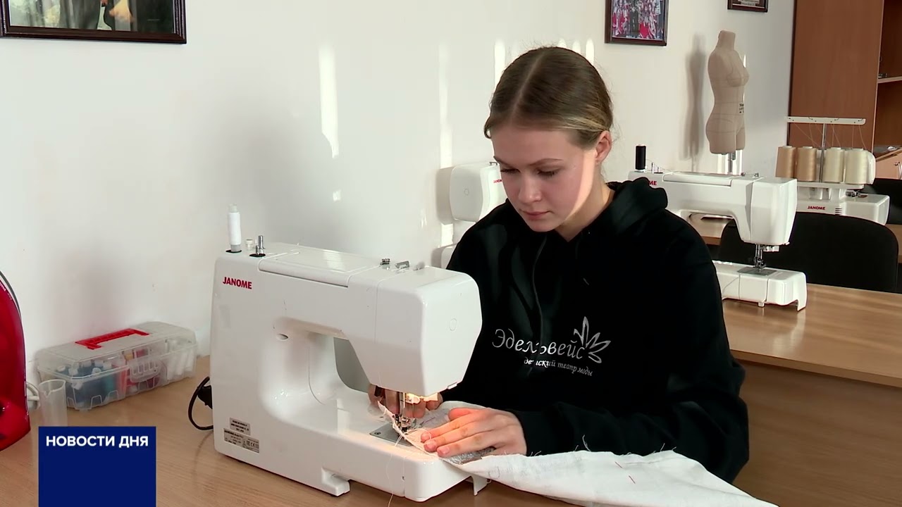 В СОРОЧИНСКЕ ДЕТСКИЙ ТЕАТР МОДЫ 20 ЛЕТ ПОКОРЯЕТ ПУБЛИКУ