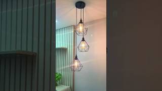 Luz + estilo: o pendente triplo aramado que muda toda a decoração