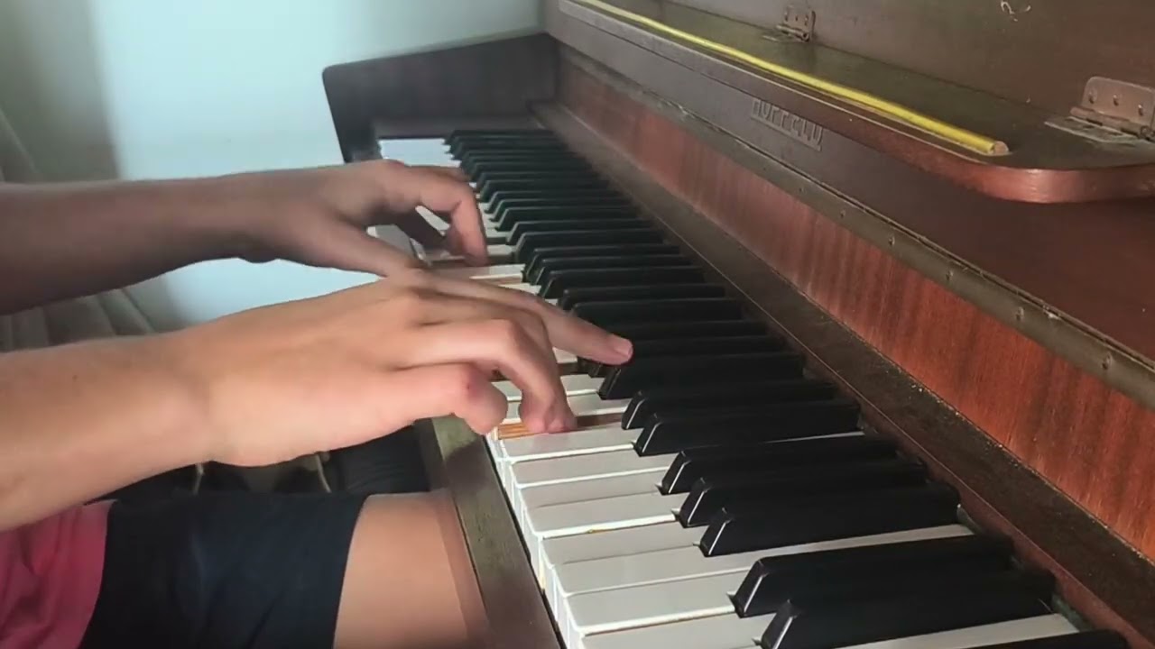 Stranger by BoyWithUke (piano cover)