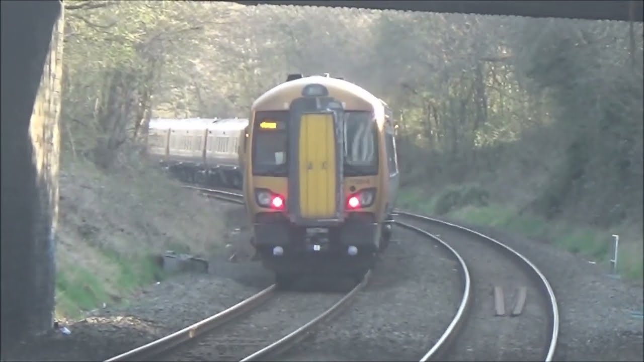 Trains at Wythall Station, 26th March 2022