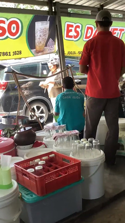 Siang hari minum Es Dawet, maknyuss