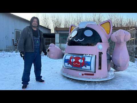 Video till Snubbe bygger snöbollsskjutande kattmech