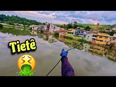 Pesquei No Rio