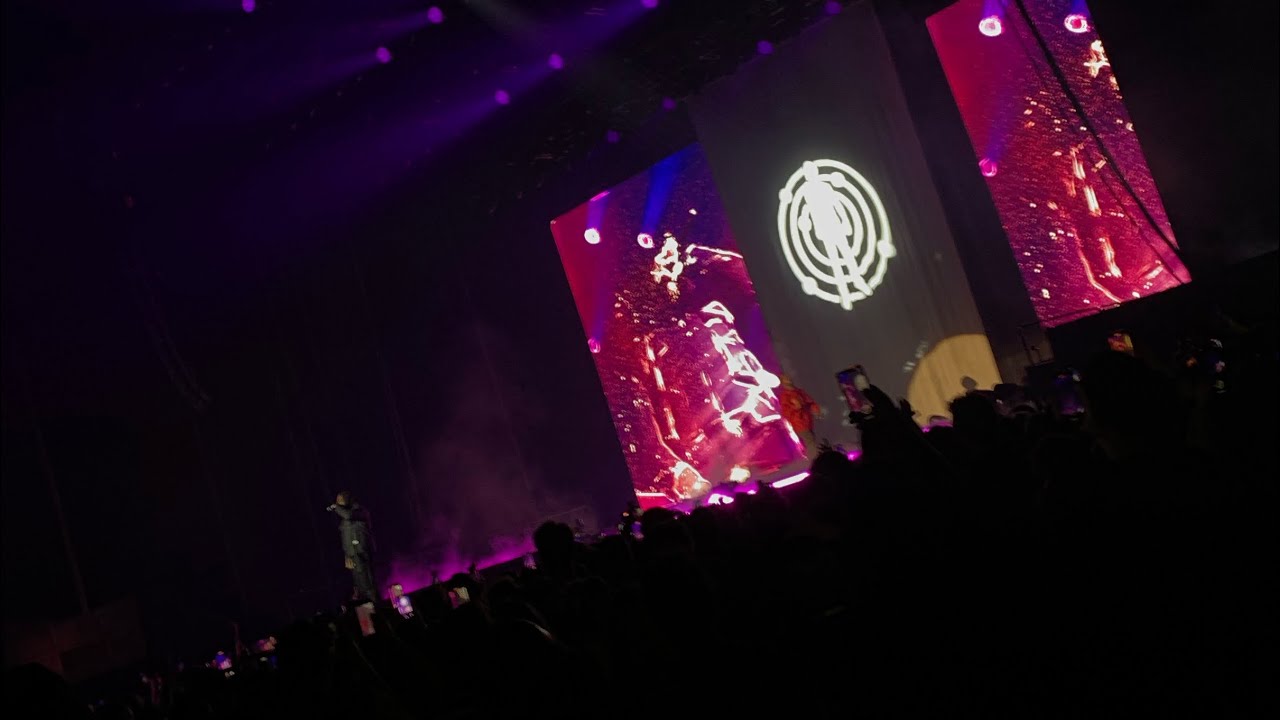 “New Mode” Kid Cudi (from “EnterGalactic”) live AFAS Live