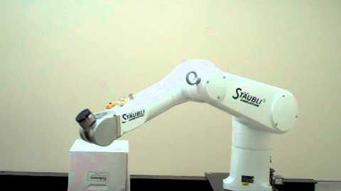 Staubli TX90L real-time obstacle avoidance