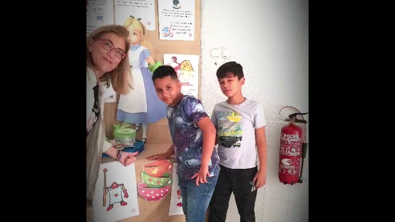 ALICIA EN PAÍS DE MARAVILLAS/ Ceip Narciso Yepes