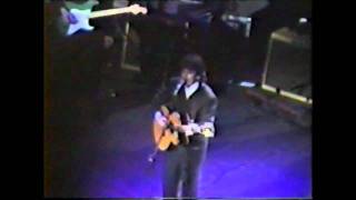George Harrison "Give Me Love" and Introduction of the band Live Albert Hall 04/06/92 chords